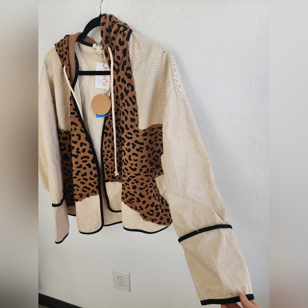 Bibi NWT Day Break Leopard Jacket Spatchwork Star… - image 5